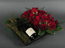 Load image into Gallery viewer, Red Wine Gift Box